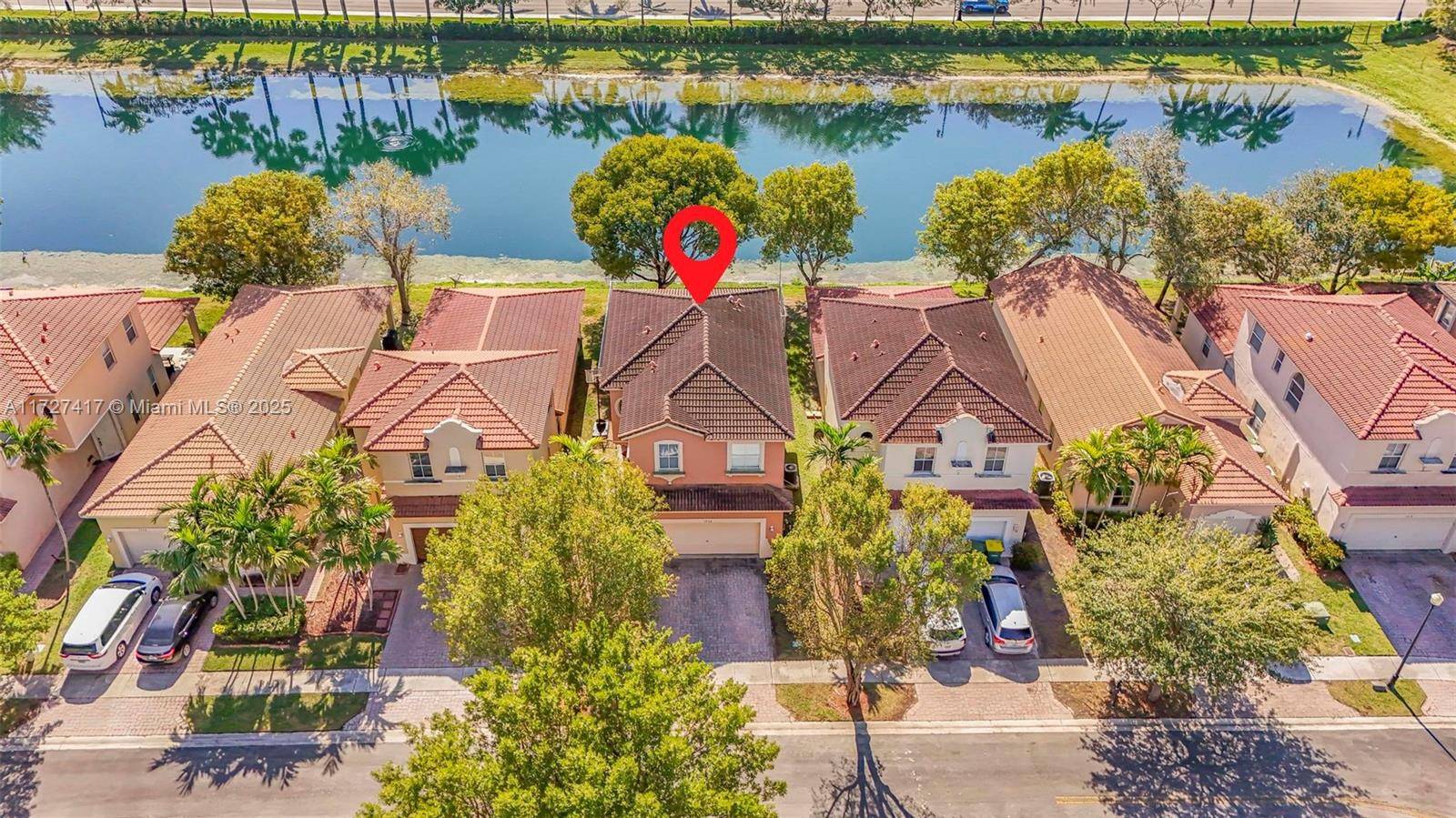 Homestead, FL 33033,3736 NE 9 CT