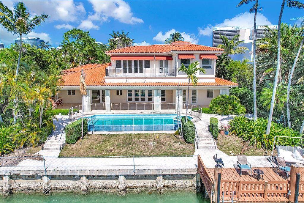 Bal Harbour, FL 33154,74 Bal Bay Dr