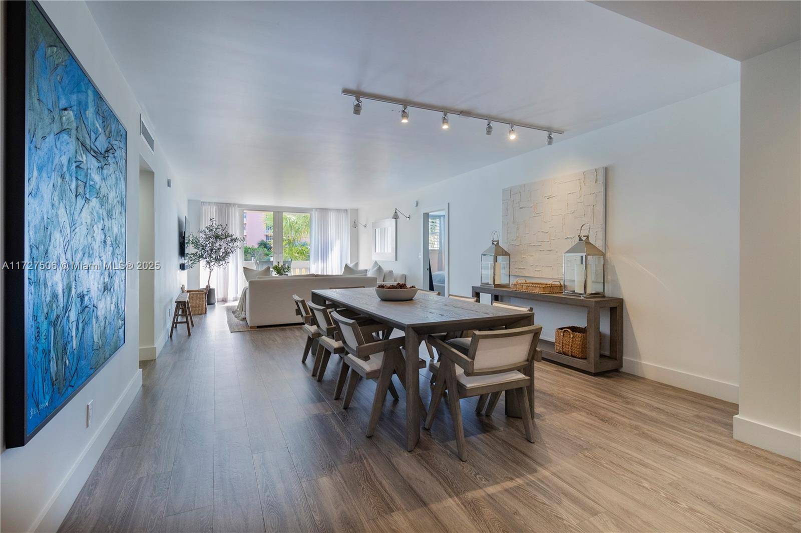 Coral Gables, FL 33133,90 Edgewater Dr #314