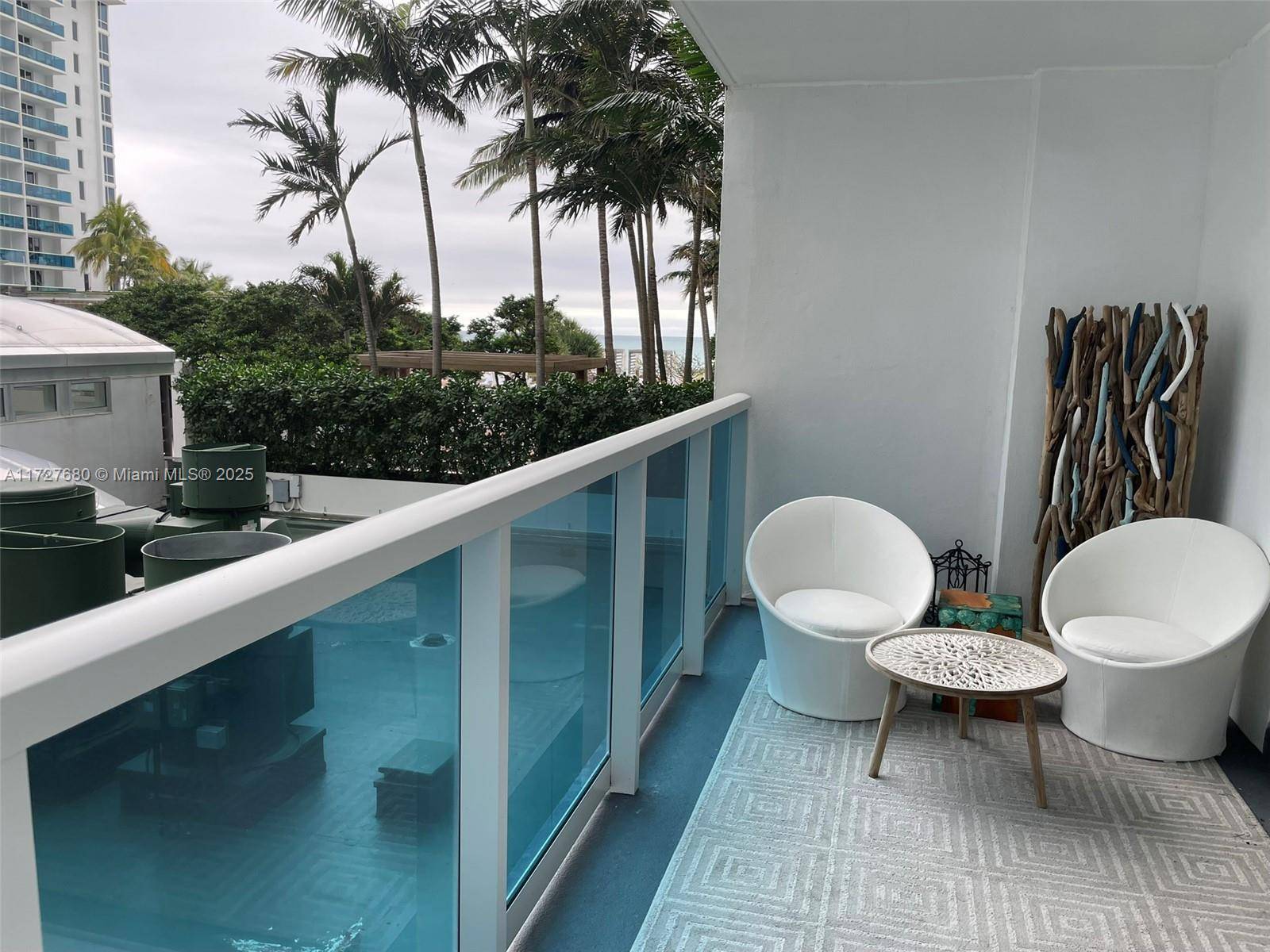 Miami Beach, FL 33139,2301 Collins Ave #421