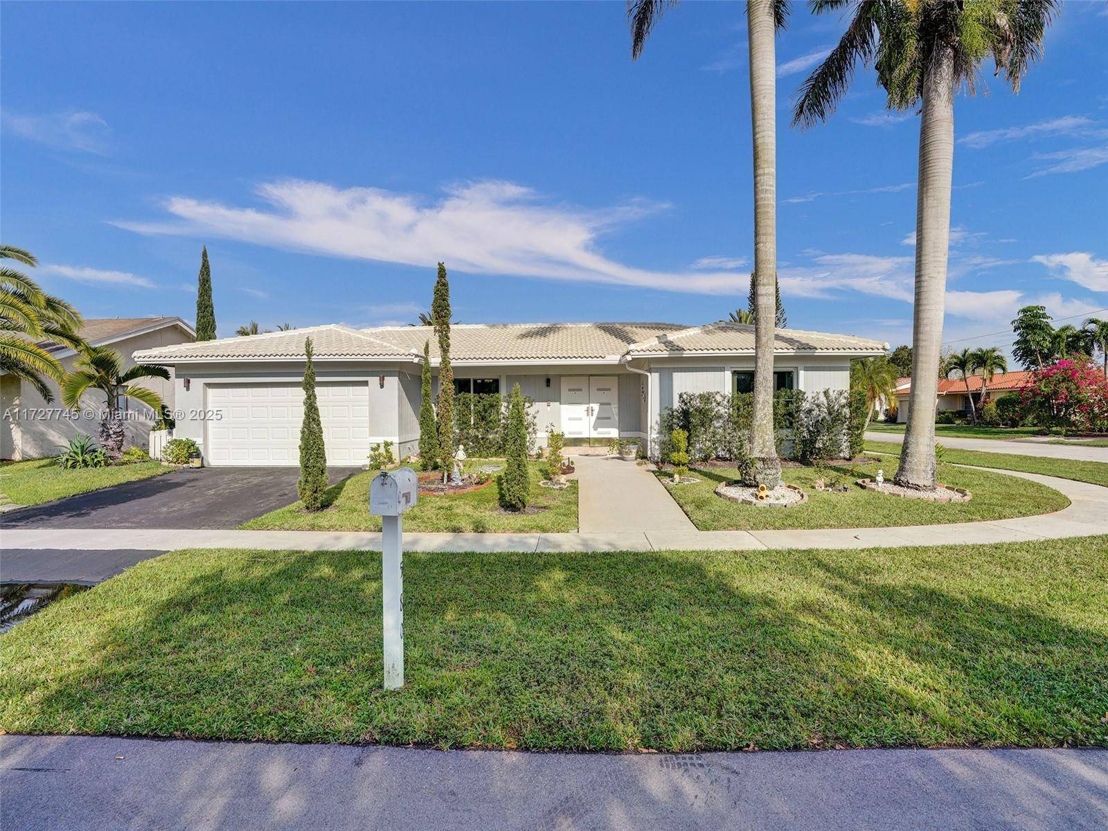 Weston, FL 33326,580 Eastwood Ln
