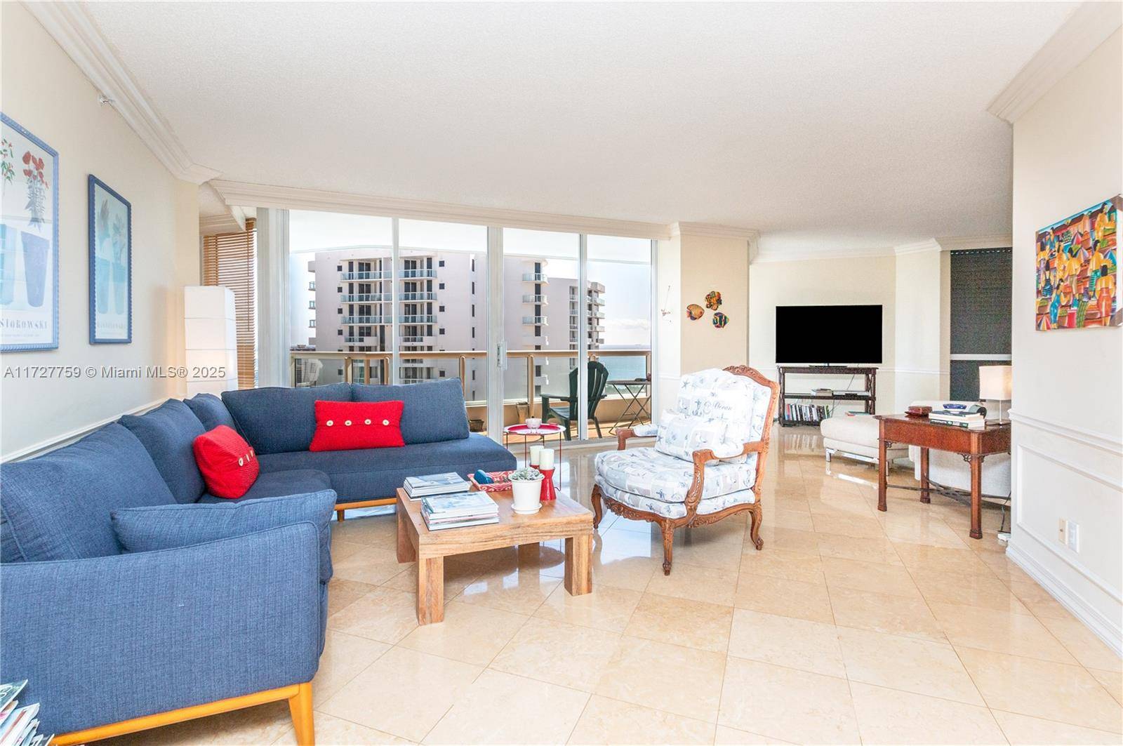 Aventura, FL 33180,21205 Yacht Club Dr #2802