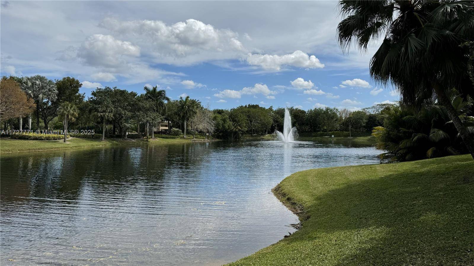 Parkland, FL 33067,7700 S Woodridge Dr