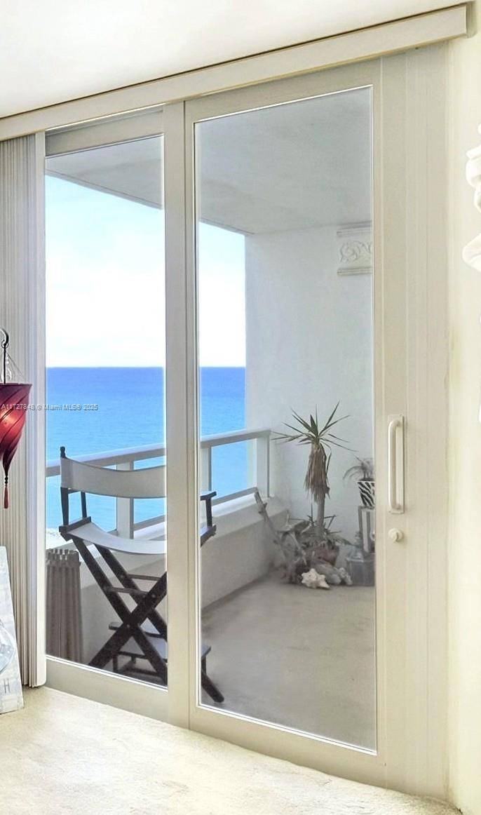 Miami Beach, FL 33140,5005 Collins Ave #1224