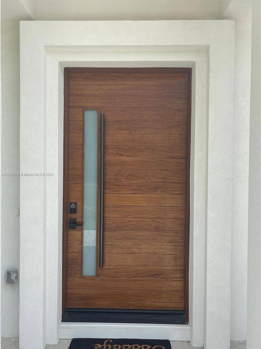 Other City - In The State Of Florida, FL 34481,Address not disclosed