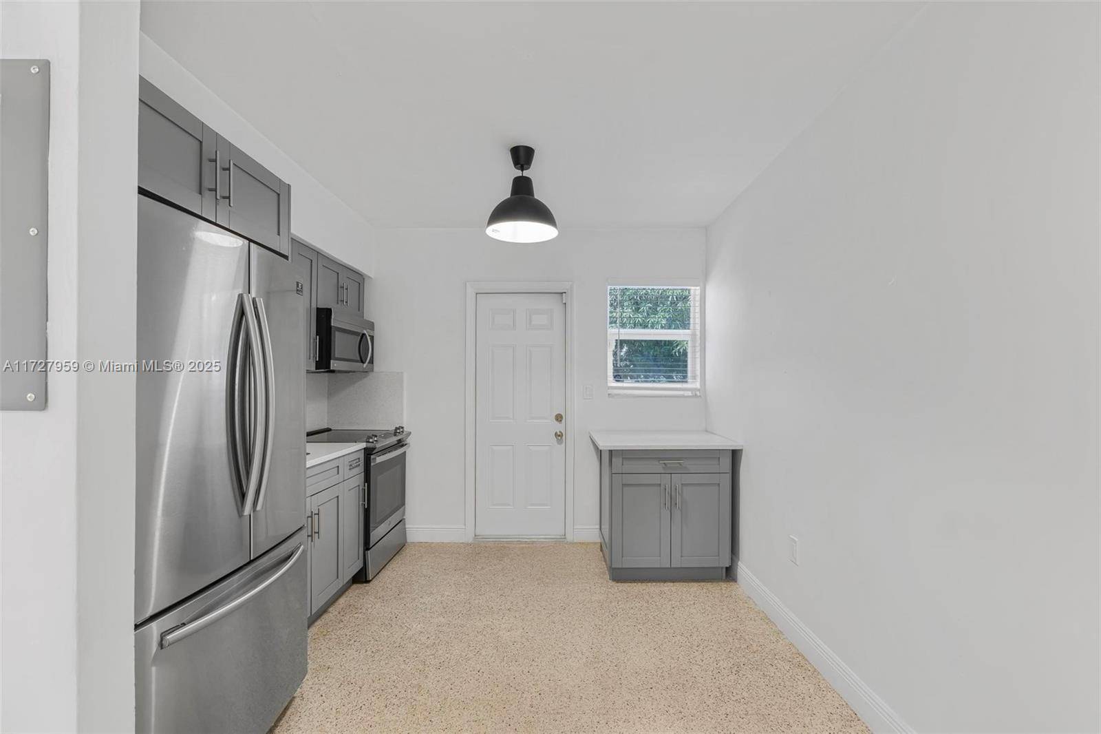 Miami, FL 33181,1755 NE 148th St