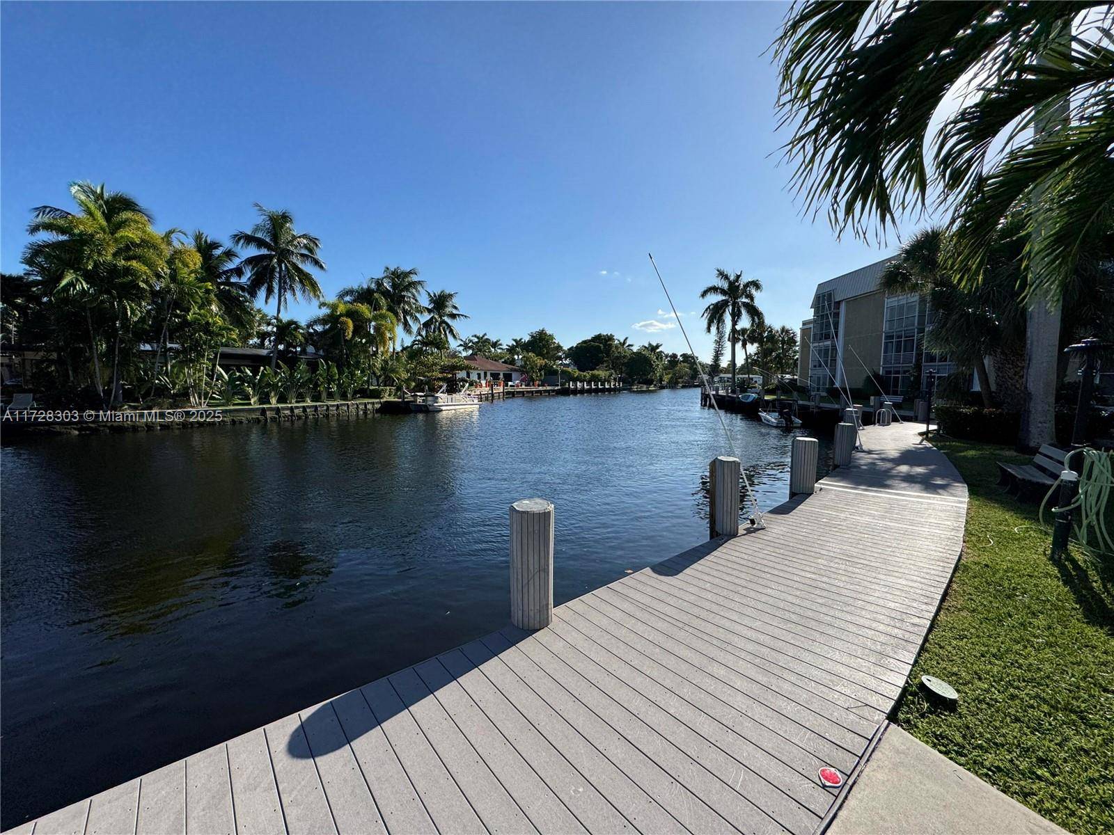 Oakland Park, FL 33334,2970 NE 16th Ave #107