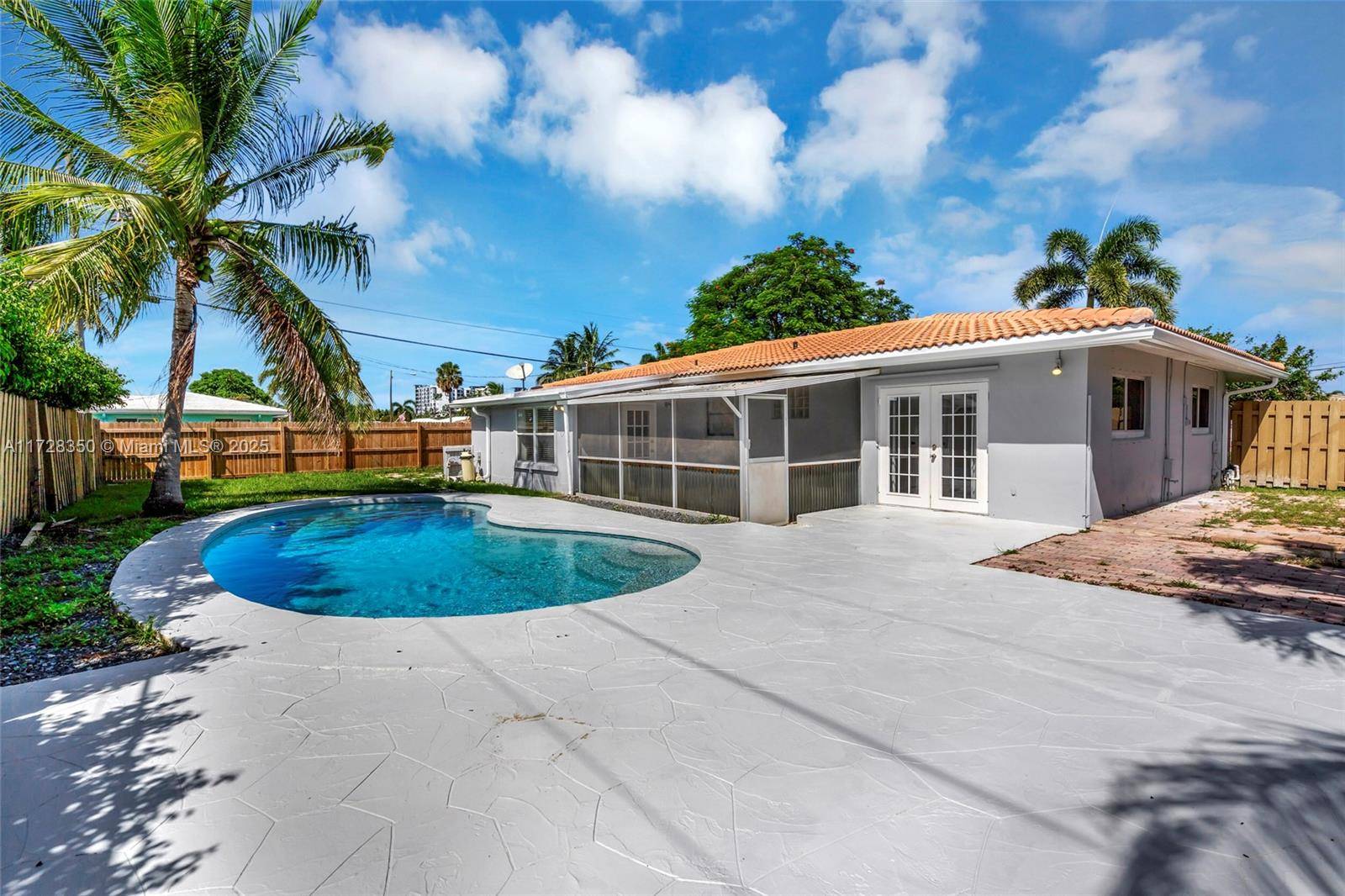Pompano Beach, FL 33060,301 SE 1st Ter