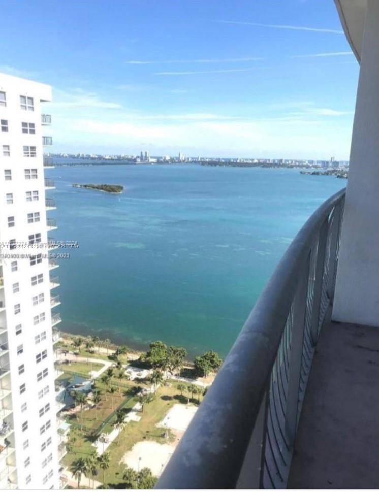 Miami, FL 33132,1750 N Bayshore Dr #3507