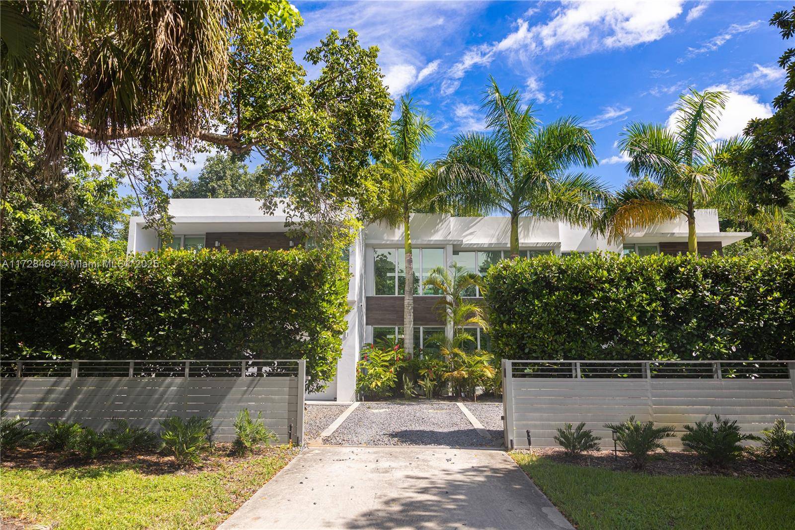 South Miami, FL 33143,6790 SW 72 STREET