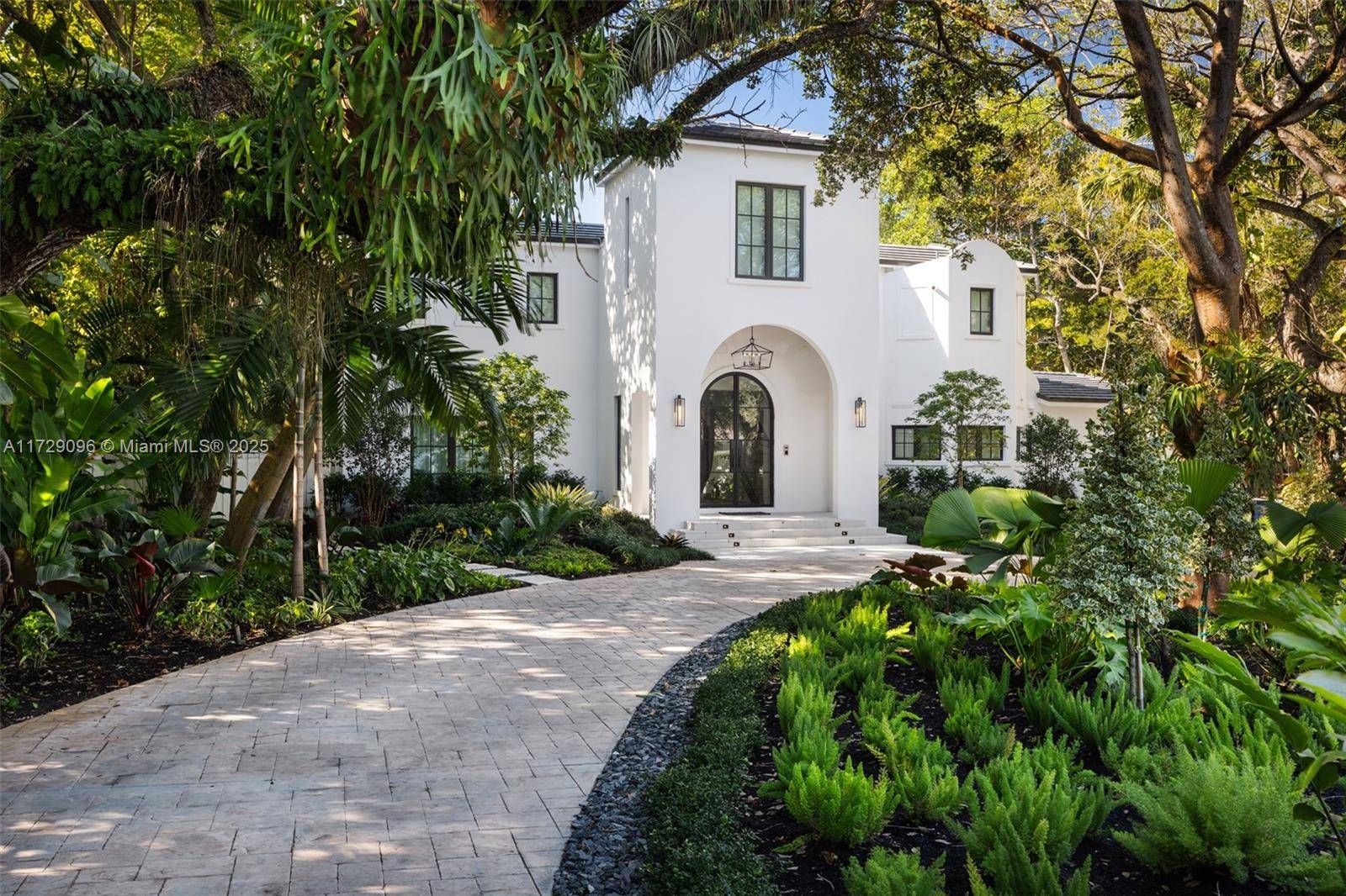 Coral Gables, FL 33156,4860 Hammock Lake Dr