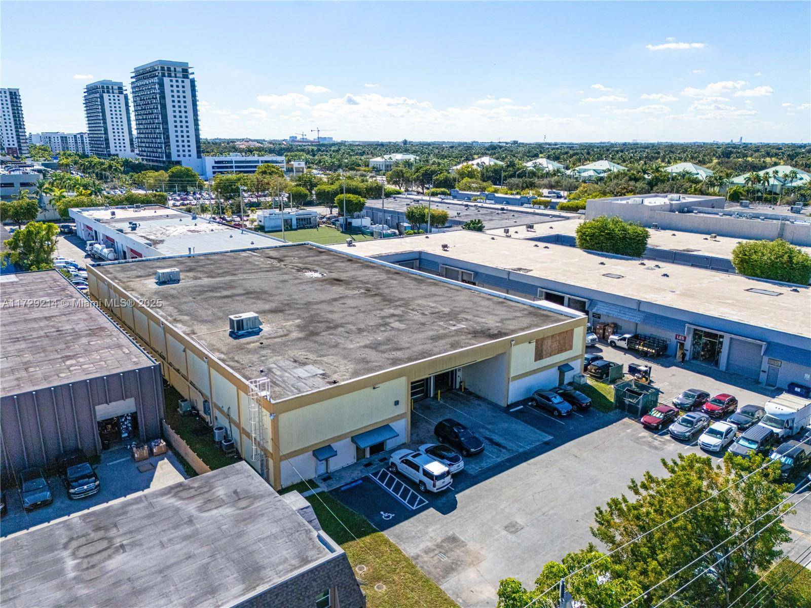 Doral, FL 33166,8500 NW 56th St
