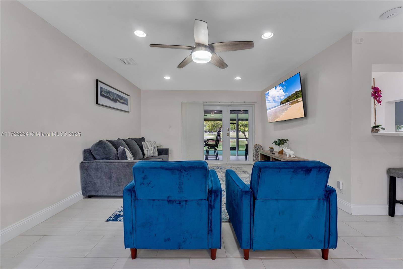 Palmetto Bay, FL 33157,9501 E Palmetto Club Ln E