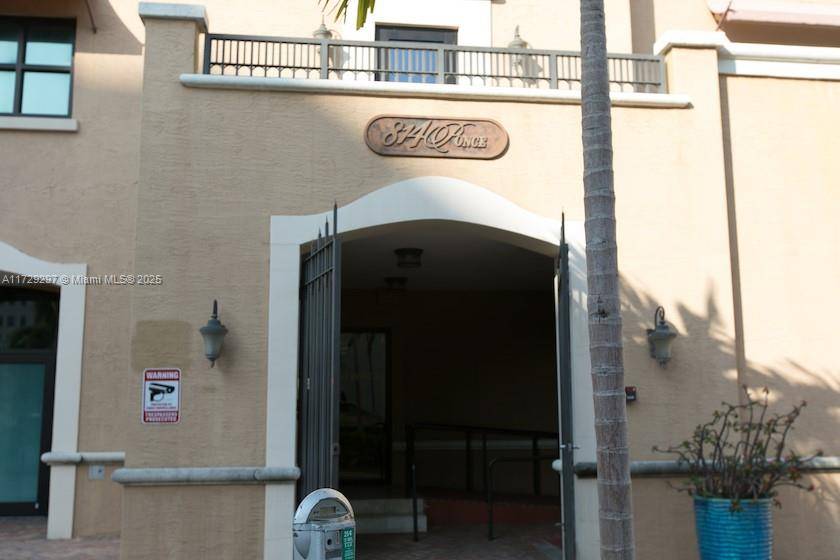 Coral Gables, FL 33134,814 Ponce De Leon Blvd #518