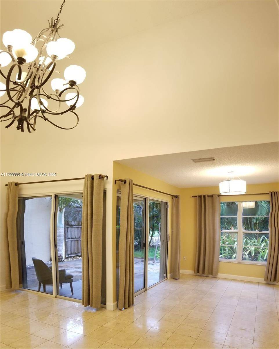 Doral, FL 33178,5631 NW 100th Ct