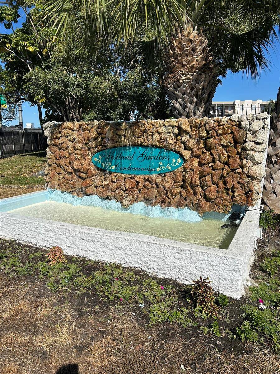 Hialeah, FL 33012,5625 W 20th Ave #215