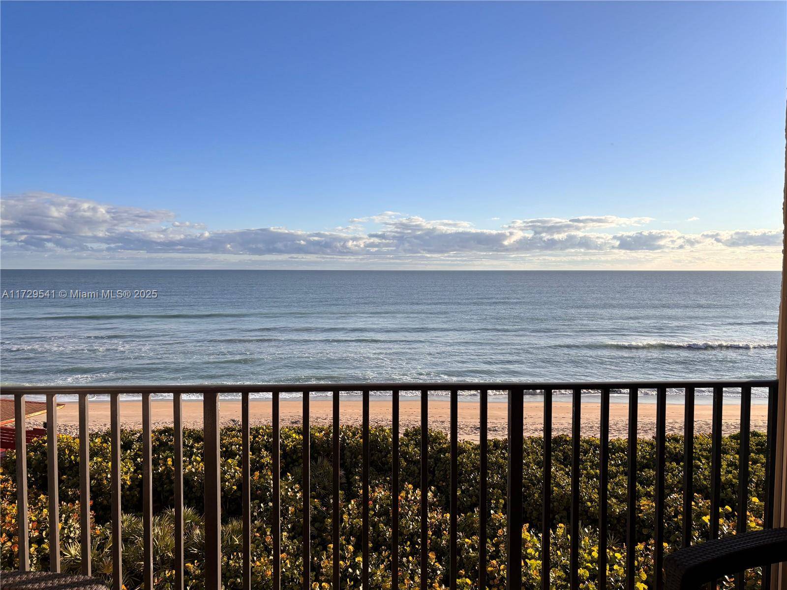 Jensen Beach, FL 34957,7410 S Ocean Dr #406