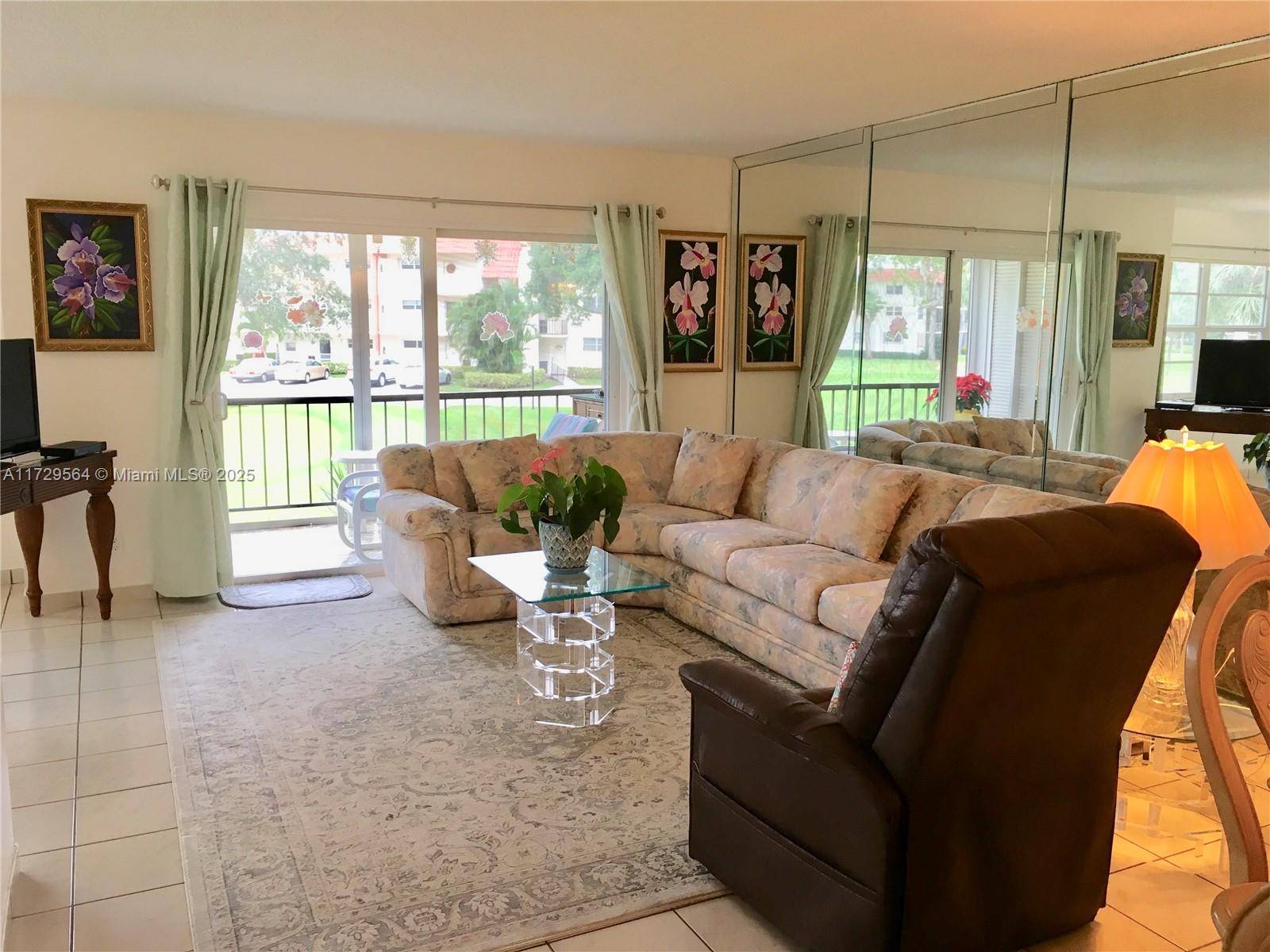Pembroke Pines, FL 33025,611 S HOLLYBROOK DR #201