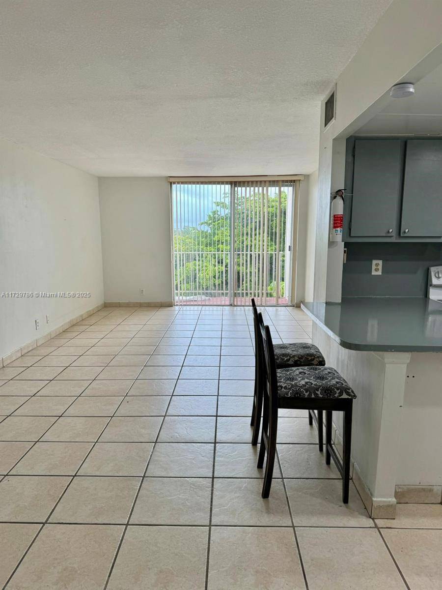 Lauderhill, FL 33313,2017 NW 46th Ave #A510