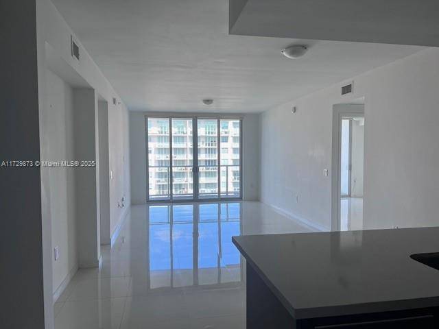 Doral, FL 33178,7751 NW 107th Ave #609