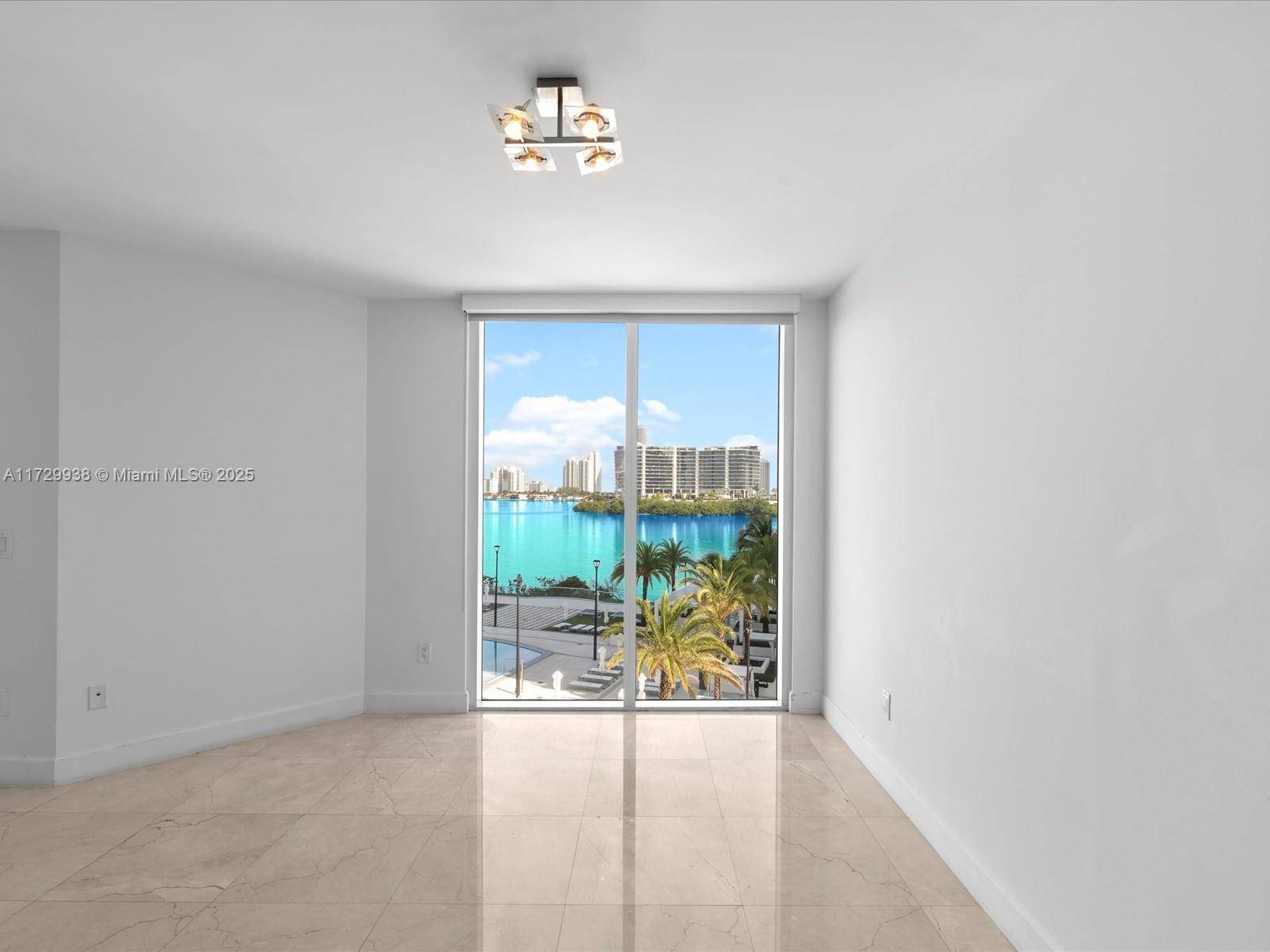 Aventura, FL 33160,3301 NE 183rd St #508