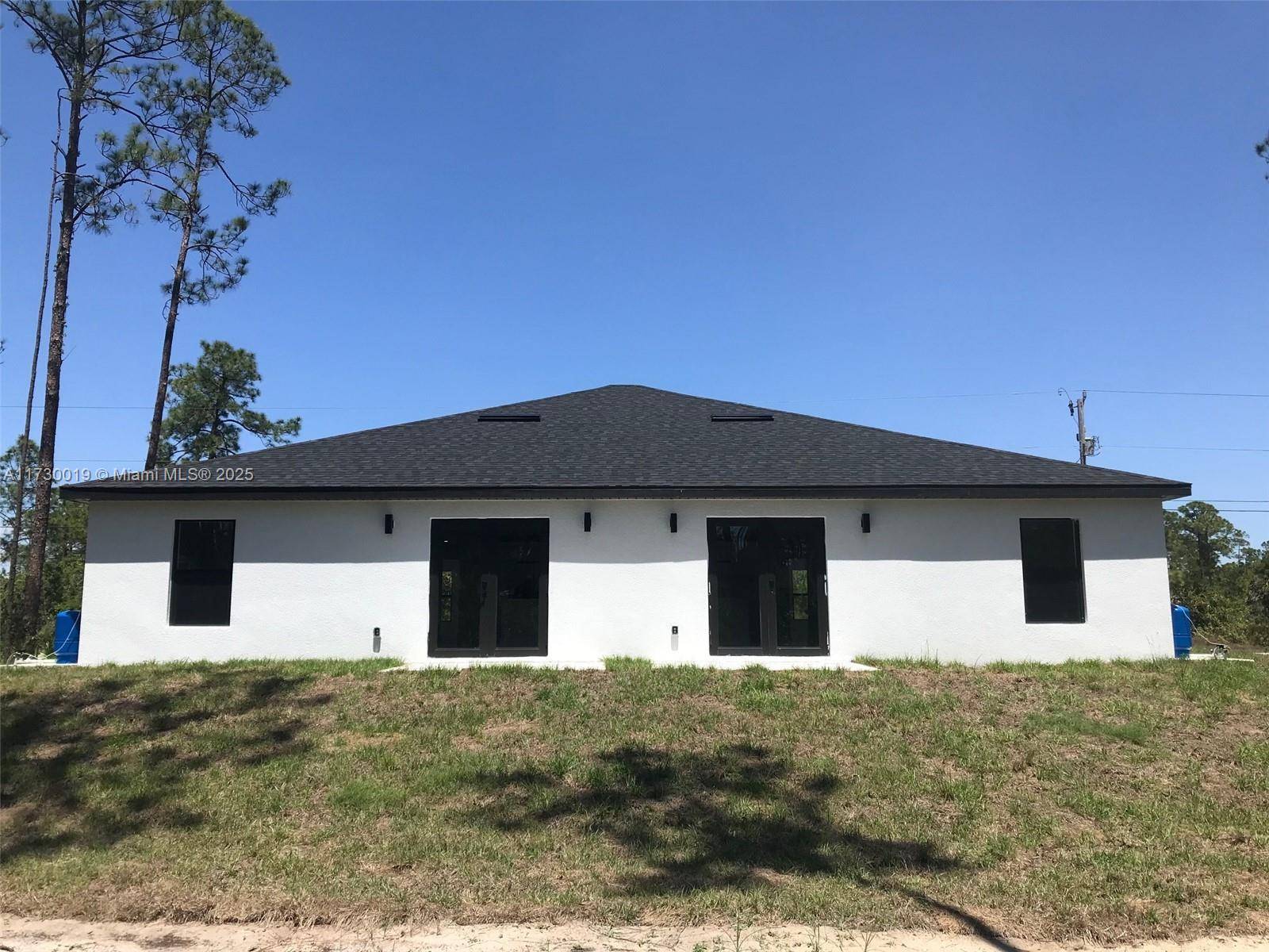 Lehigh Acres, FL 33972,1112 E 12
