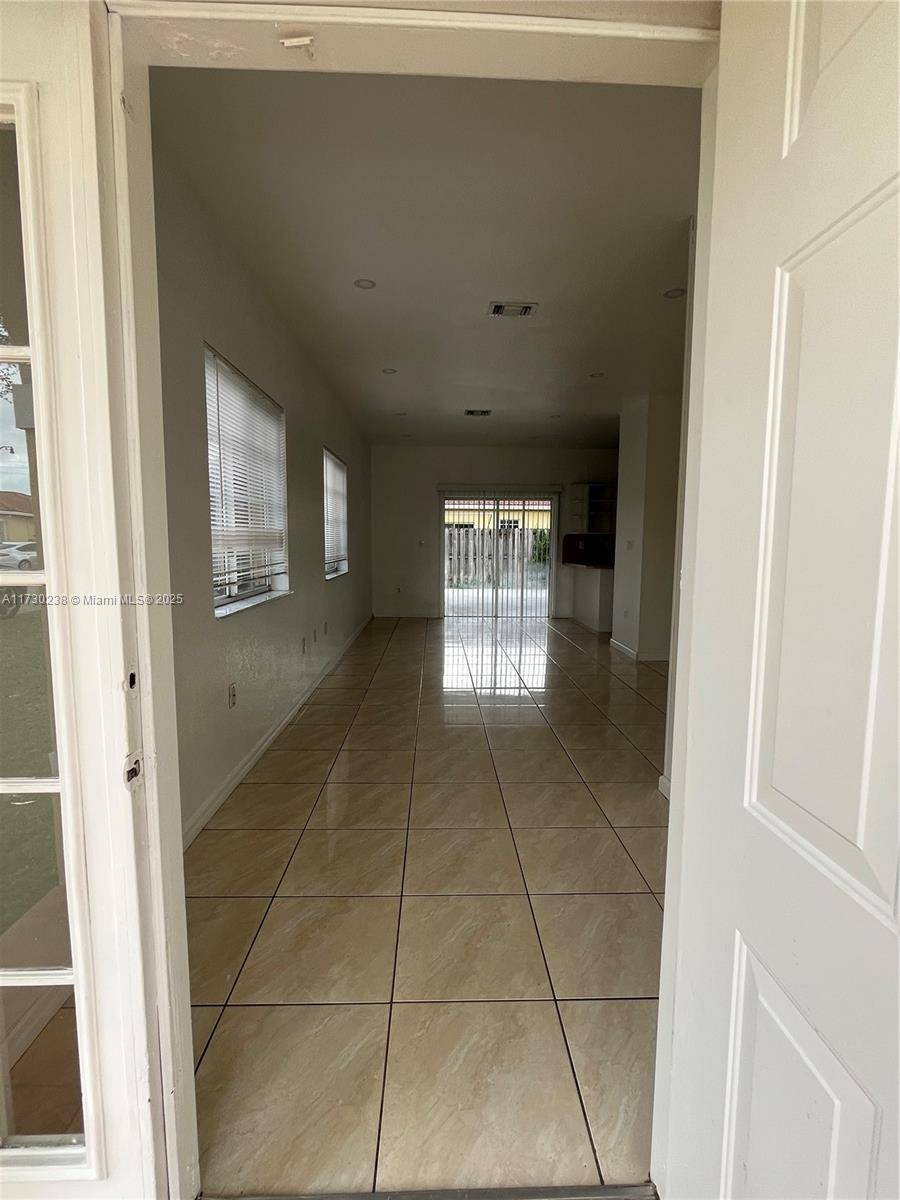 Miami, FL 33177,12225 SW 215th Ter