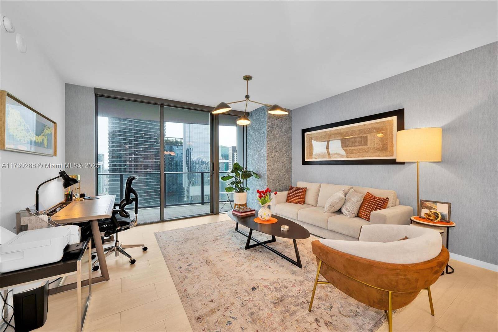 Miami, FL 33131,1000 Brickell Plz #3914