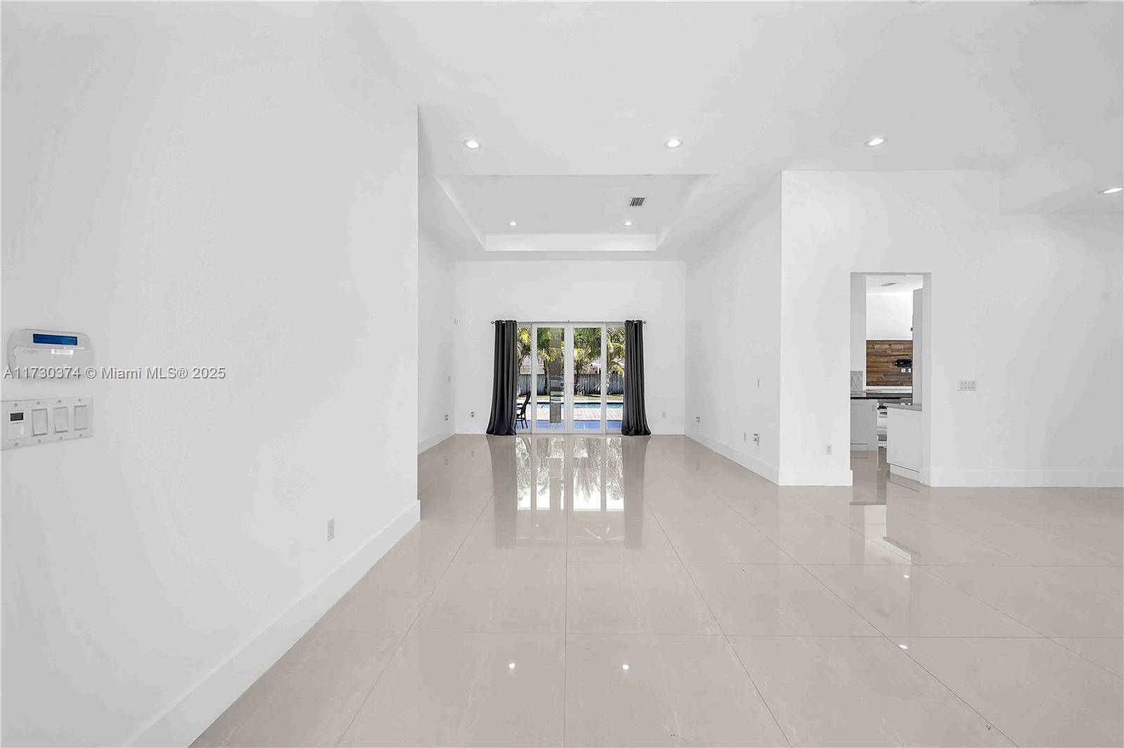 Miami, FL 33156,10703 SW 84th Ave