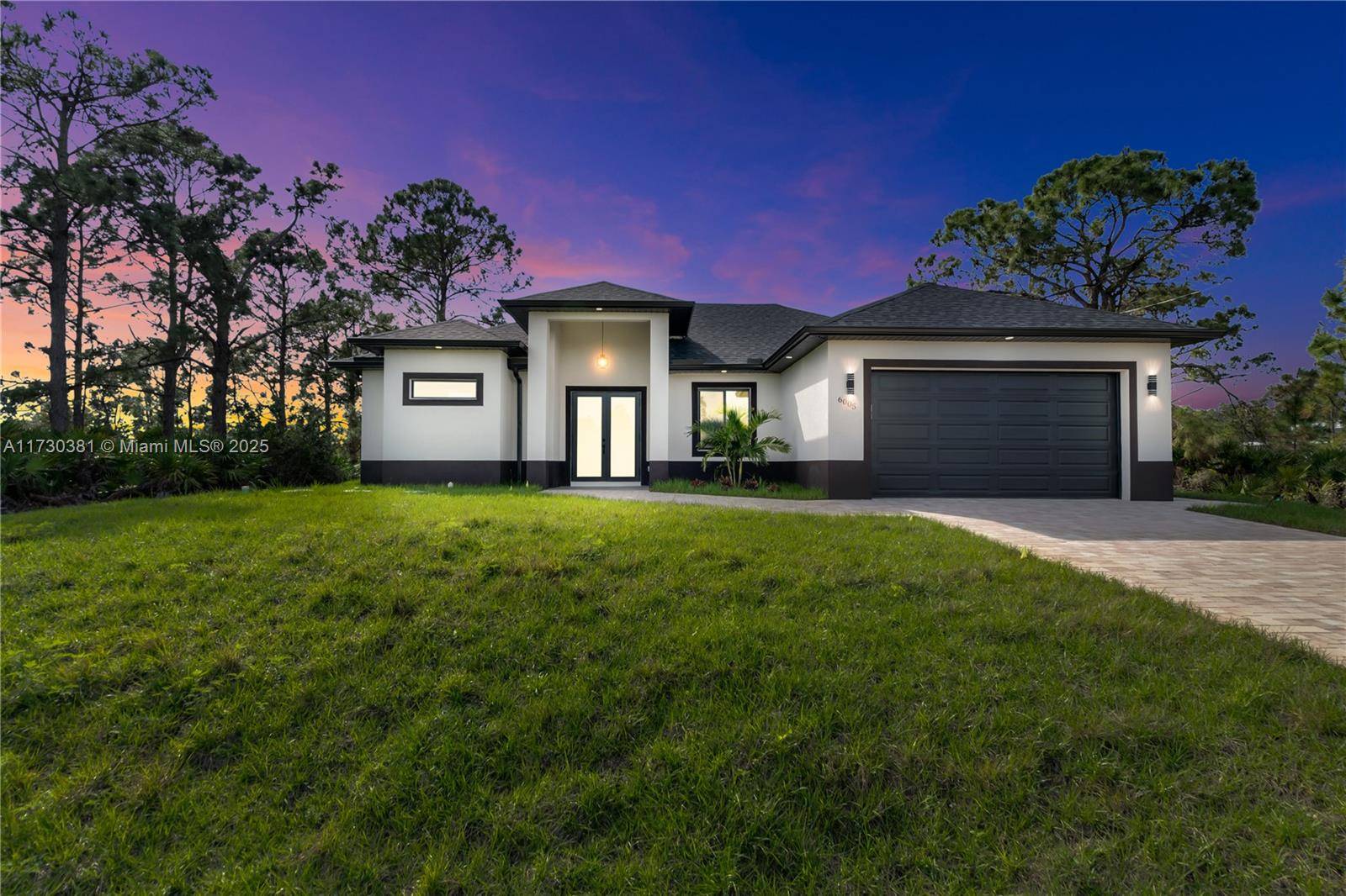 Lehigh Acres, FL 33971,6005 QUEEN