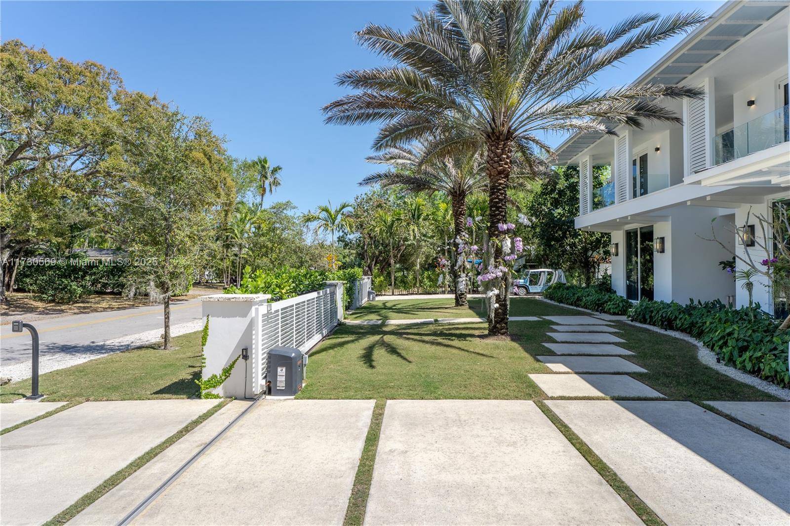 South Miami, FL 33143,6790 SW 76th Ter