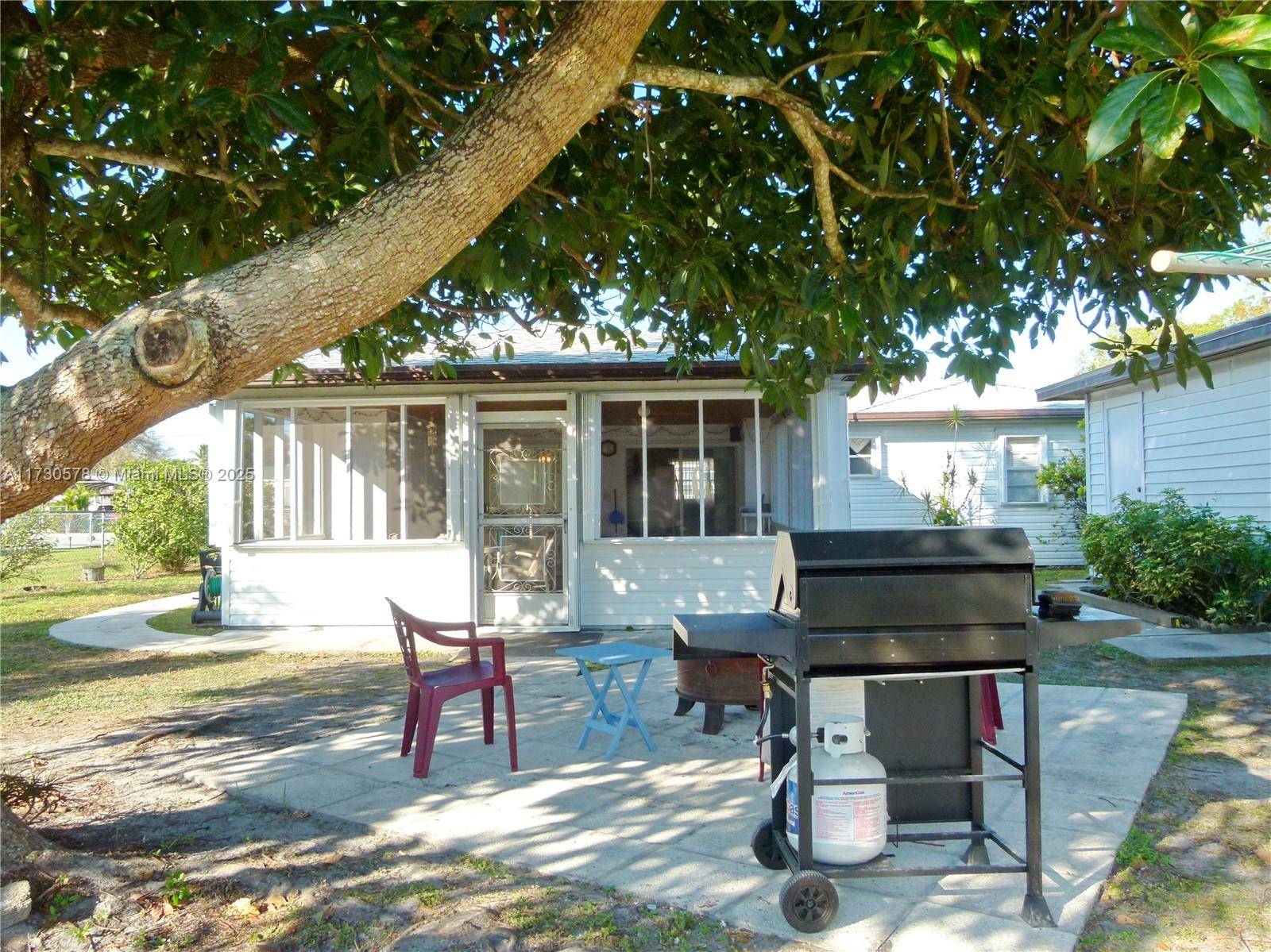 Okeechobee, FL 34974,4034 SE 29th Court