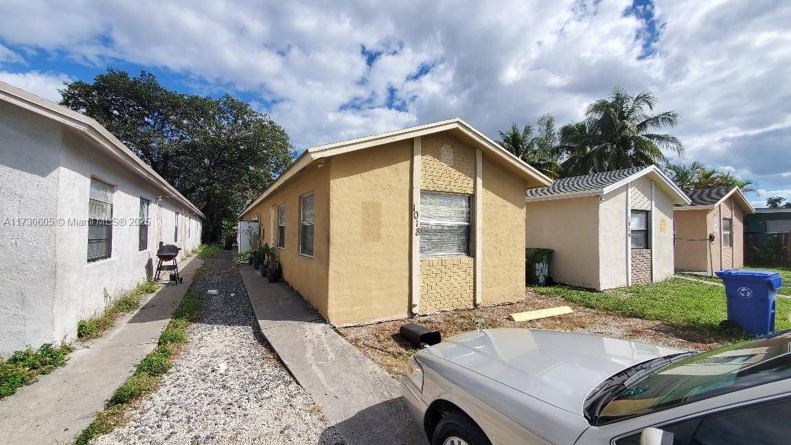 Fort Lauderdale, FL 33311,1018 NW 6th Ave