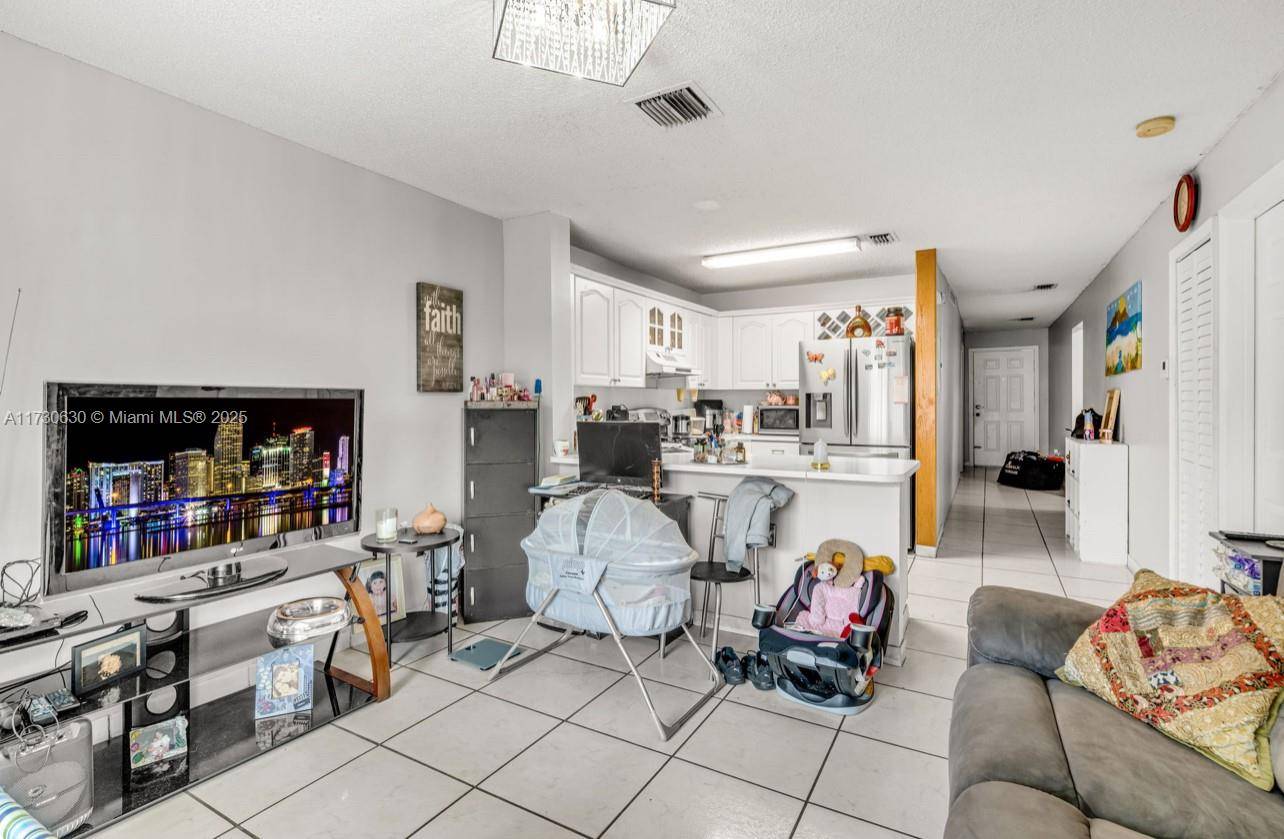 Hialeah Gardens, FL 33018,8851 NW 119th St #4303