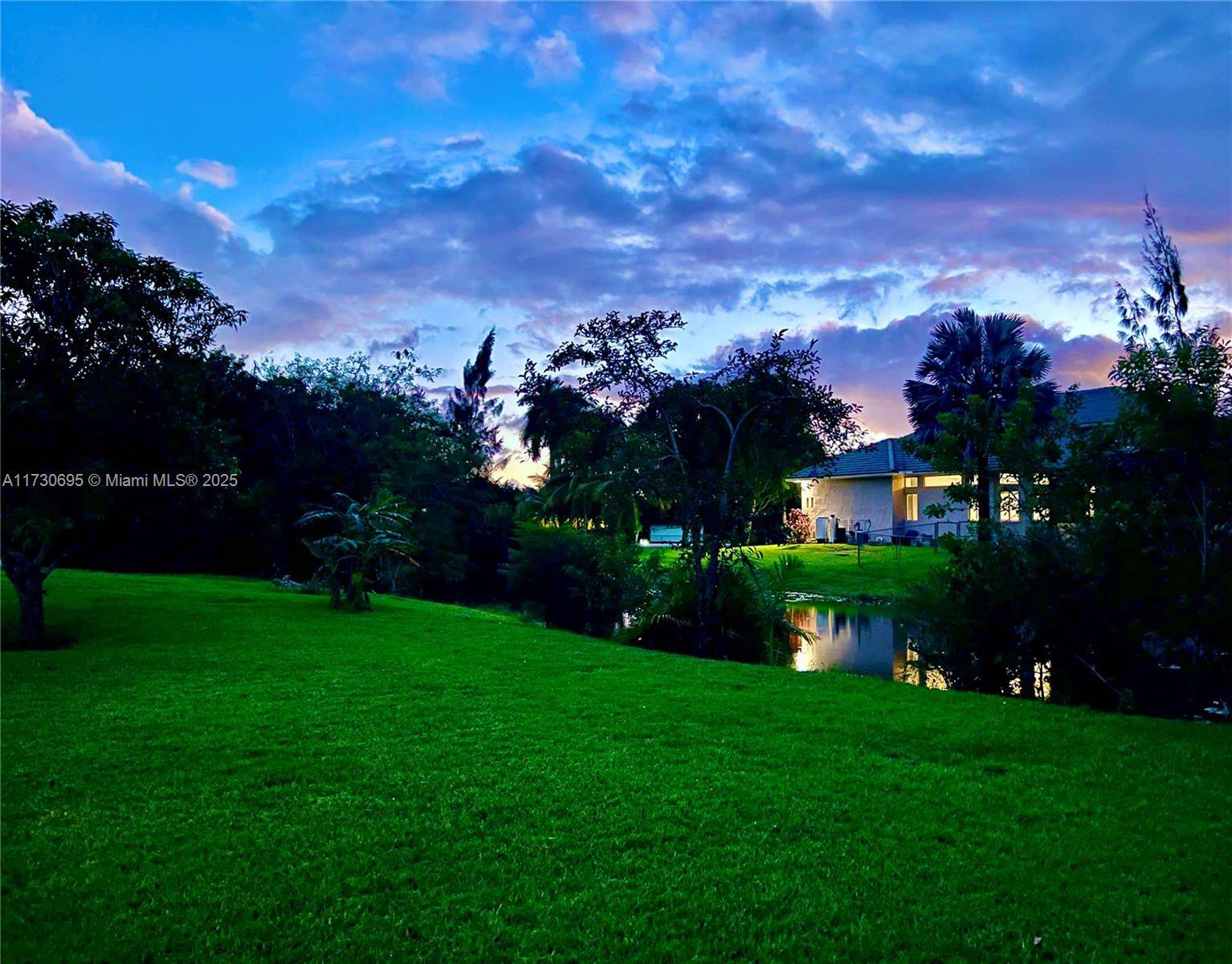 Southwest Ranches, FL 33332,20321 SW 48th St