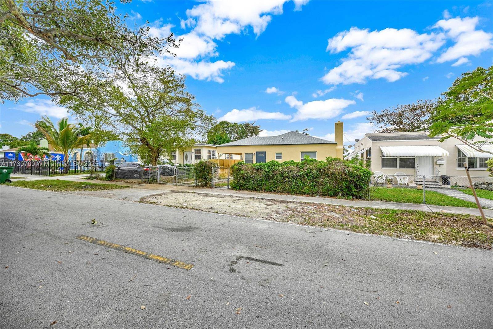 Miami, FL 33142,1868 NW 49th St