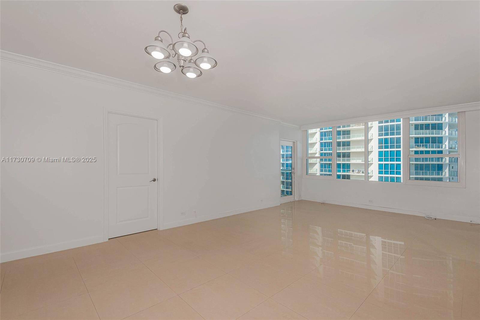 Hollywood, FL 33019,3505 S Ocean Dr #1411