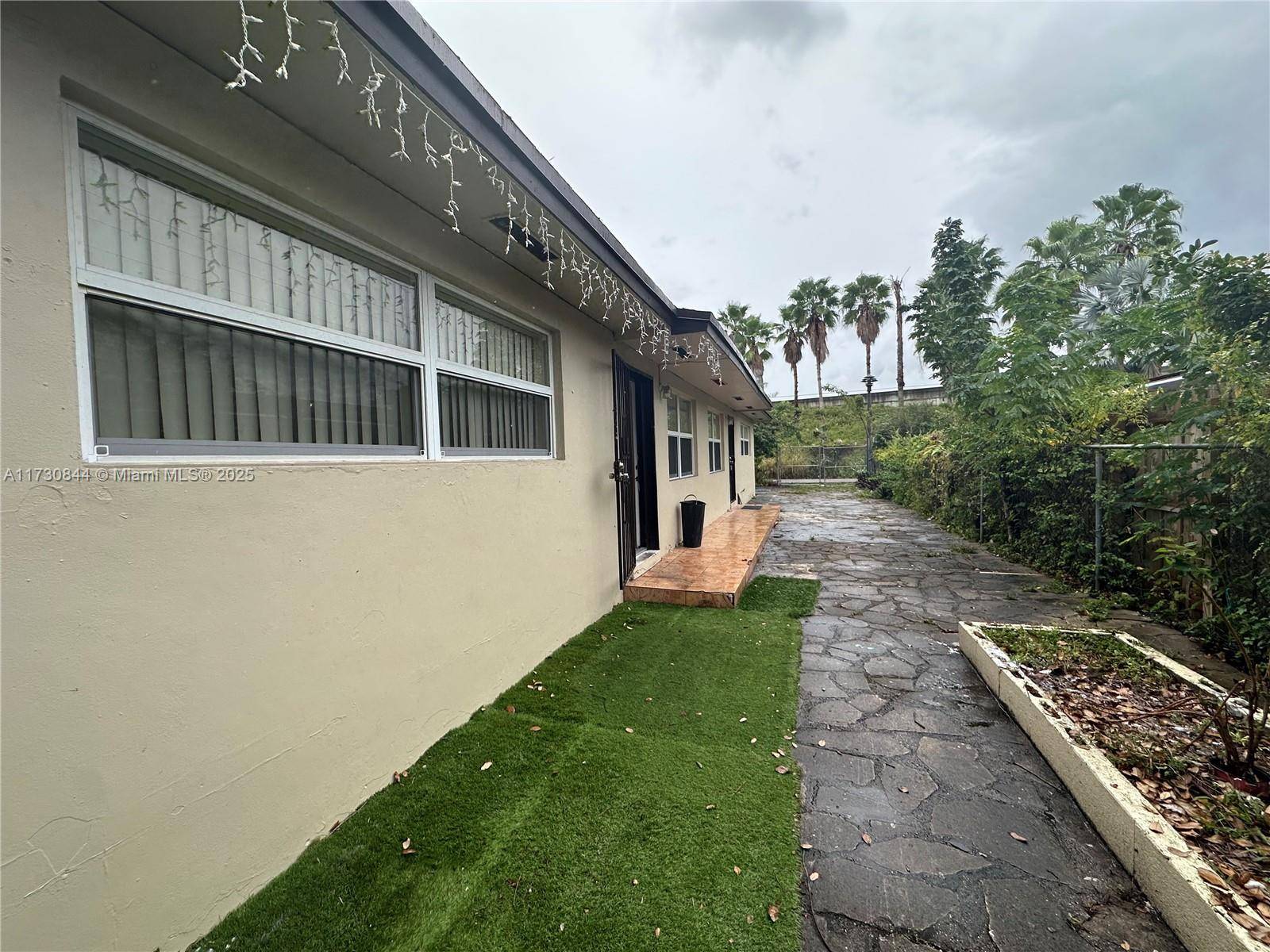 Miami, FL 33127,280 NW 39th St #-