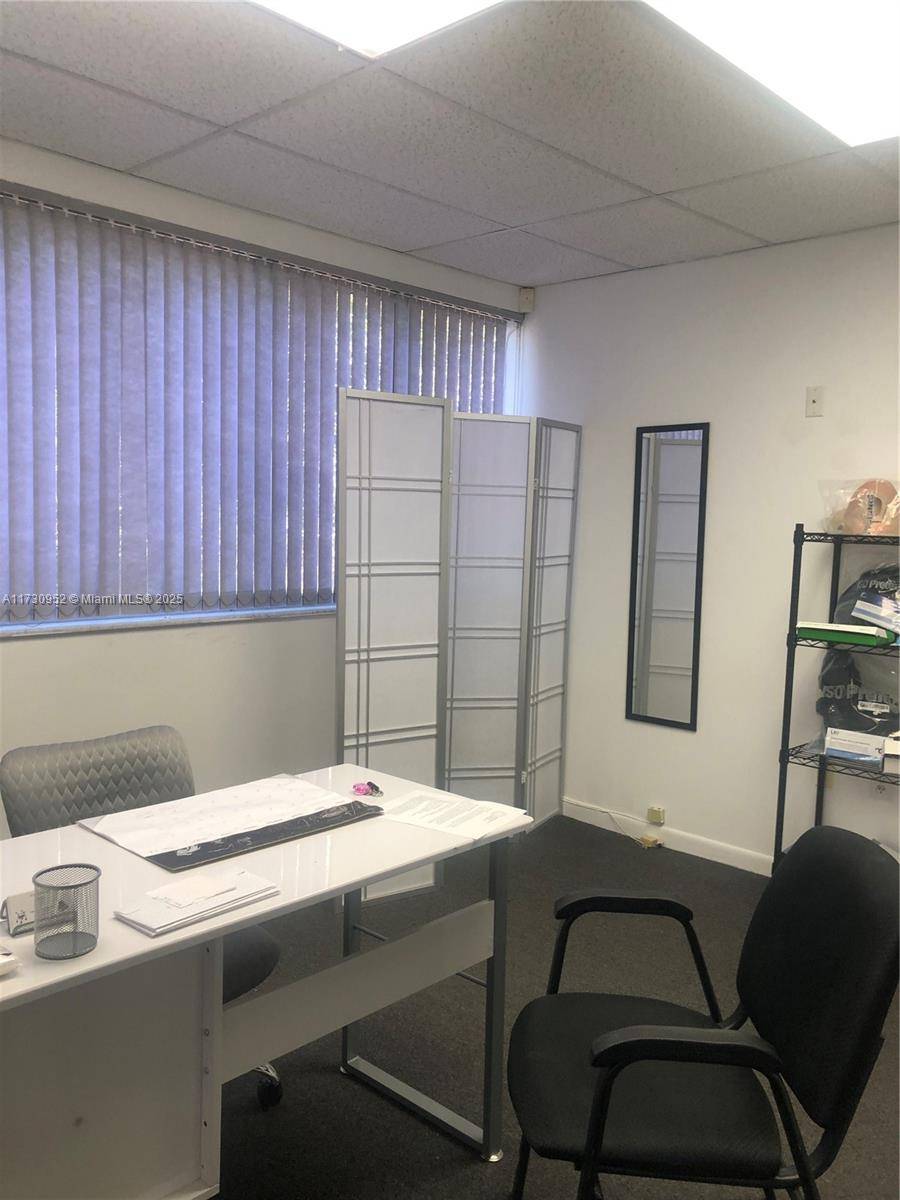 Coral Gables, FL 33145,1385 SW 22 #203
