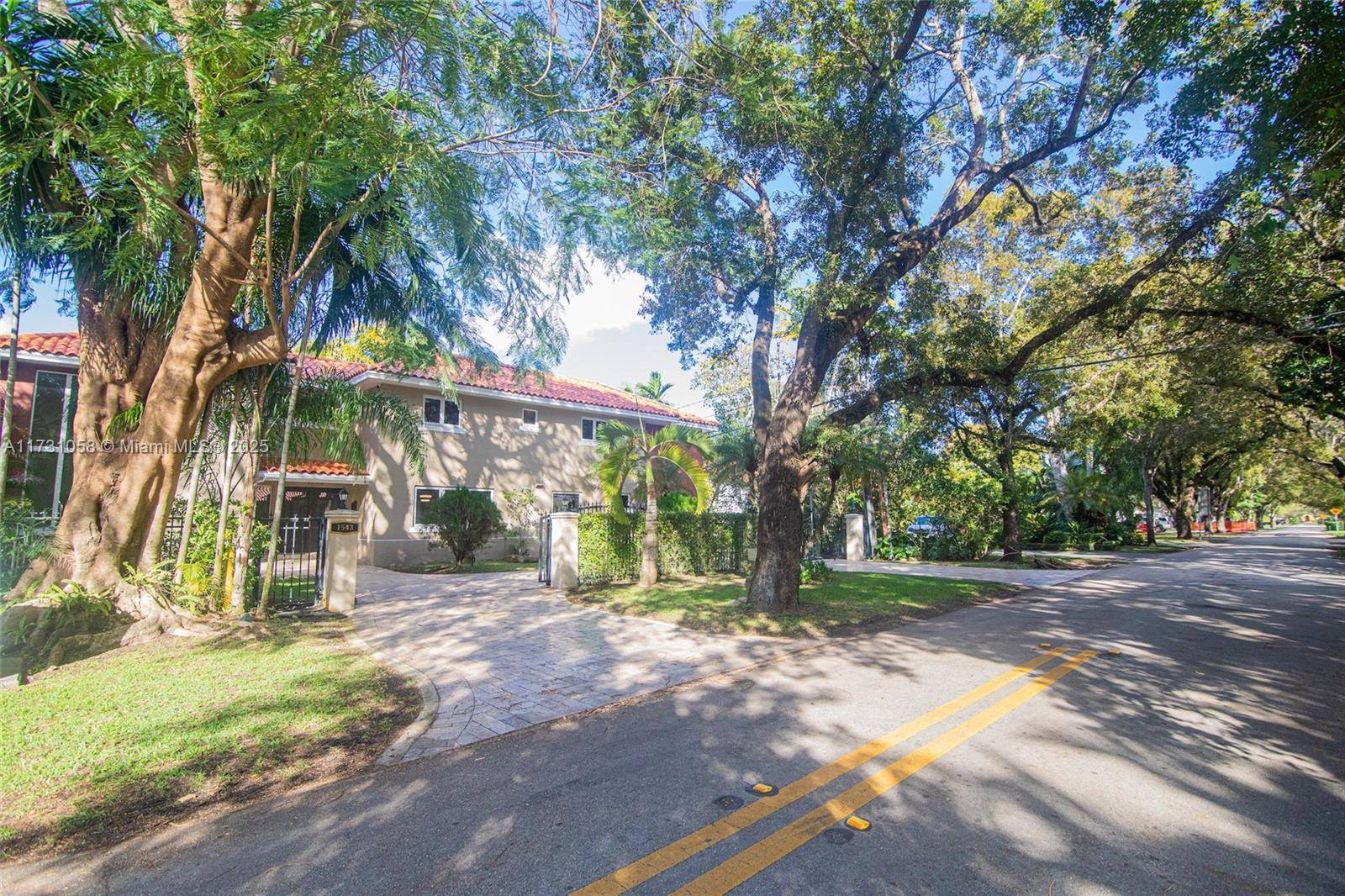 Coral Gables, FL 33146,1543 Dorado Ave