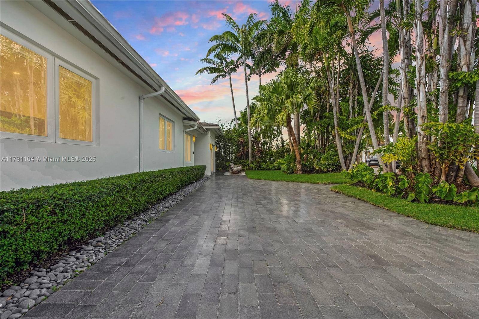 Surfside, FL 33154,8858 Froude Ave