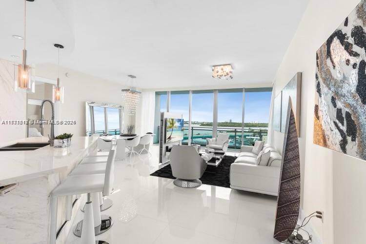 Bal Harbour, FL 33154,10295 Collins Ave #506