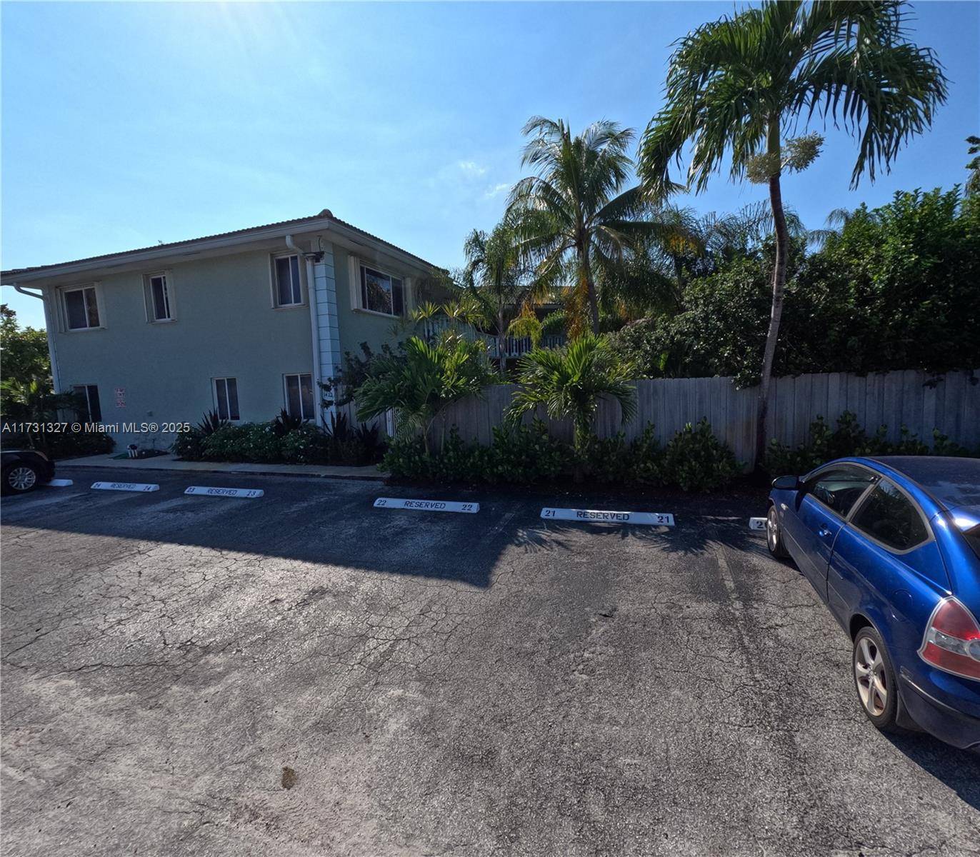 Fort Lauderdale, FL 33304,1423 Holly Heights Dr #15