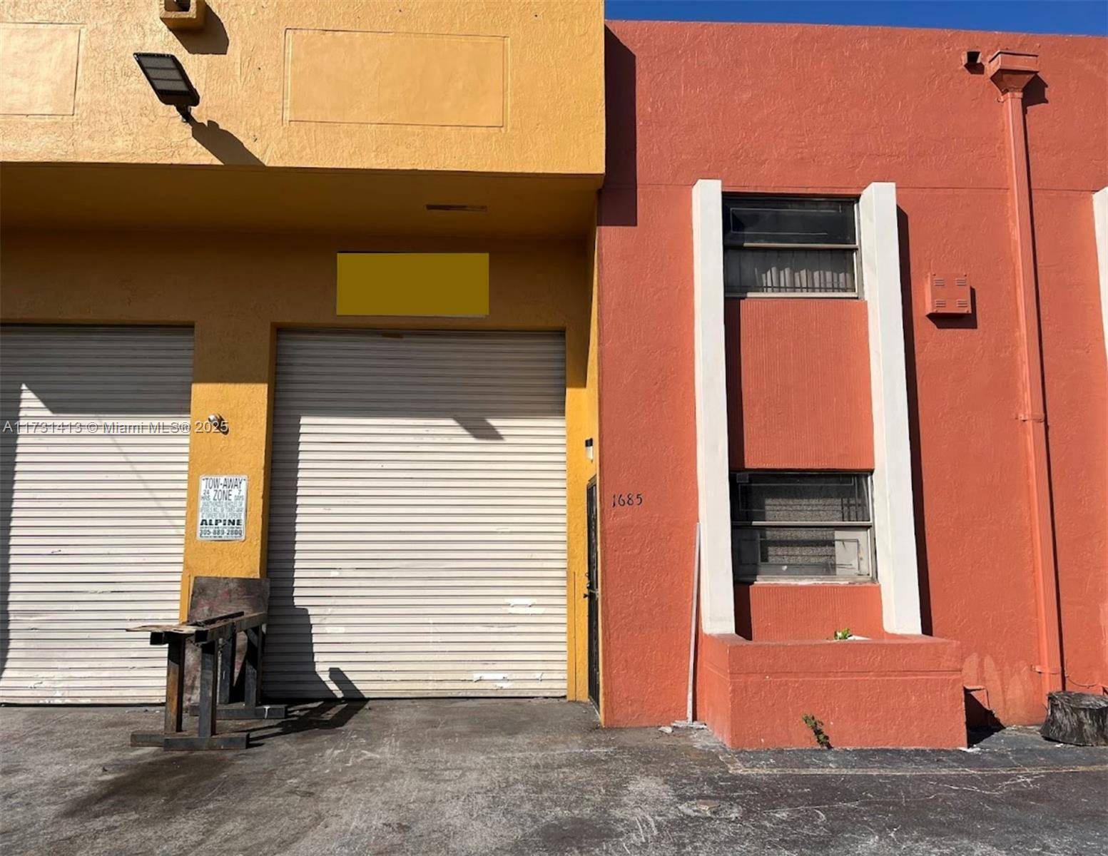 Hialeah, FL 33012,1685 W 40st St #1685