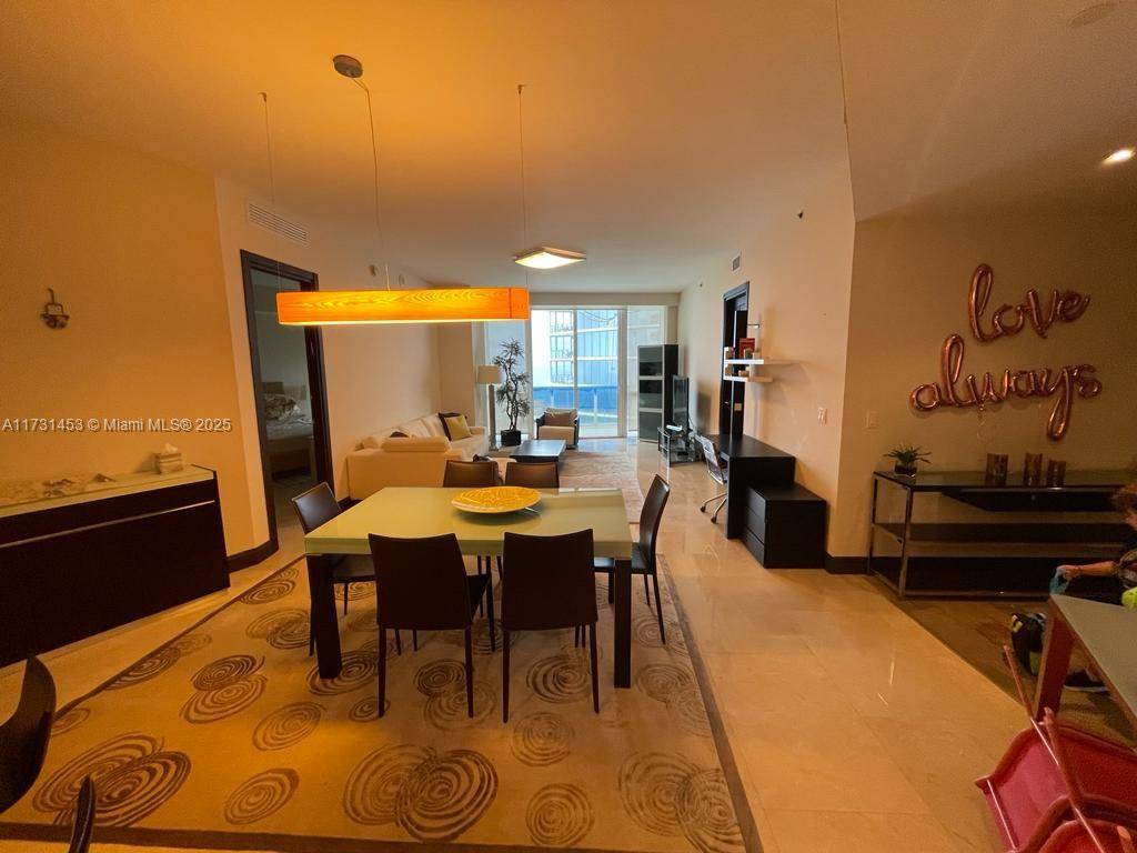 Sunny Isles Beach, FL 33160,15811 Collins Ave #3007