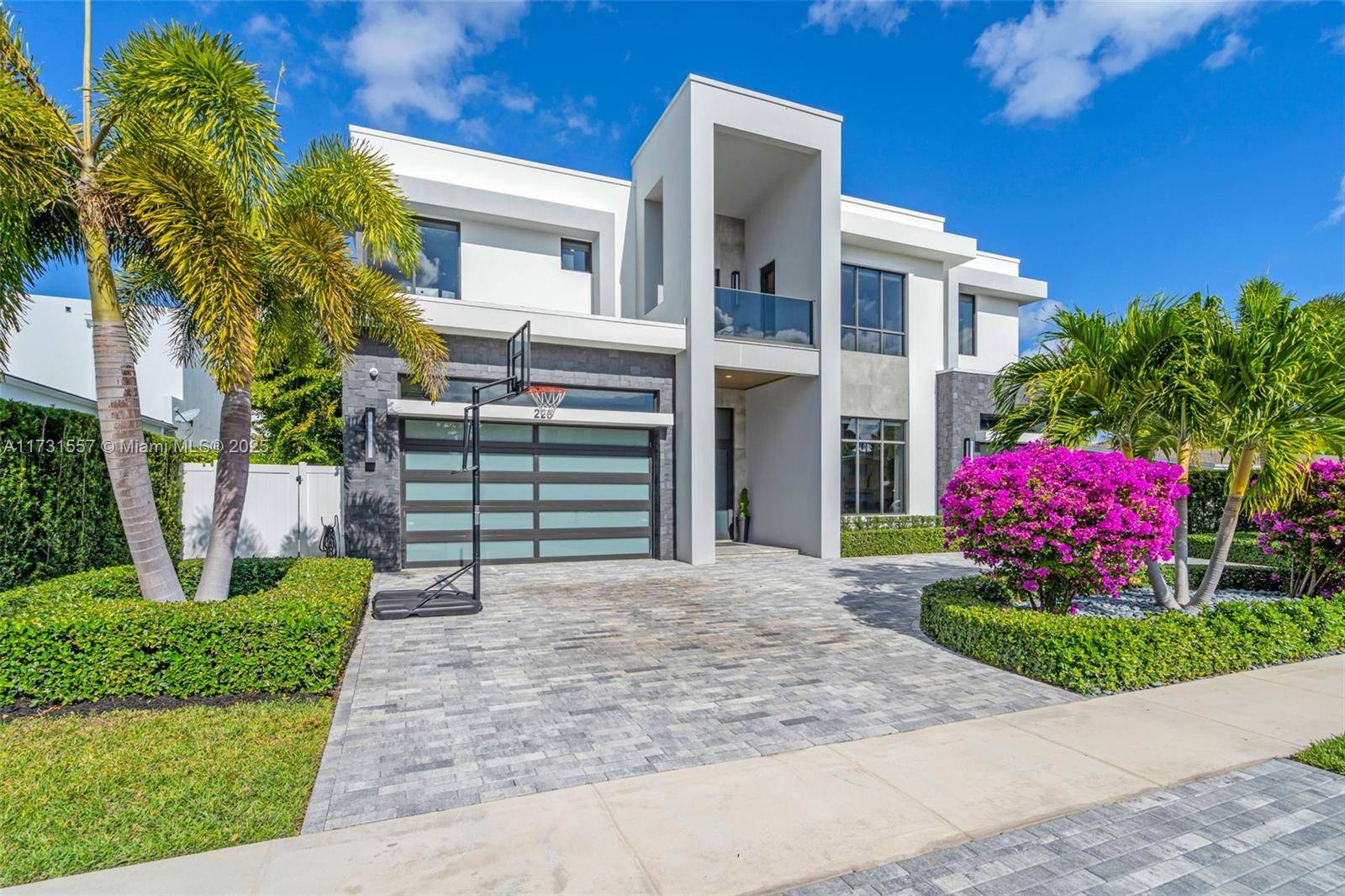 Boca Raton, FL 33432,225 NE 3rd St