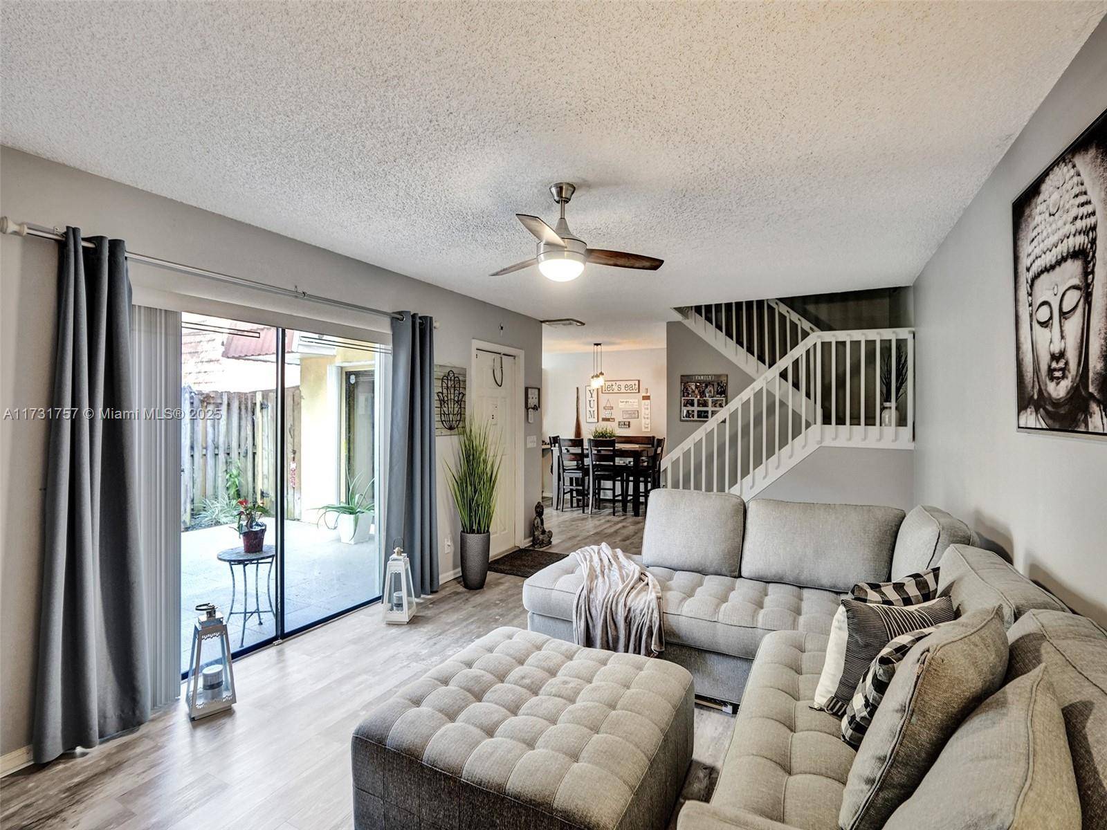 Plantation, FL 33324,9923 NW 6th Ct