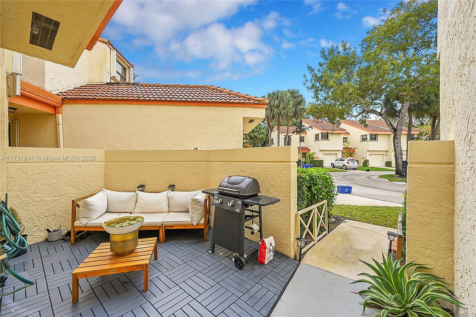 Hollywood, FL 33021,3435 Laurel Oaks Ln #603