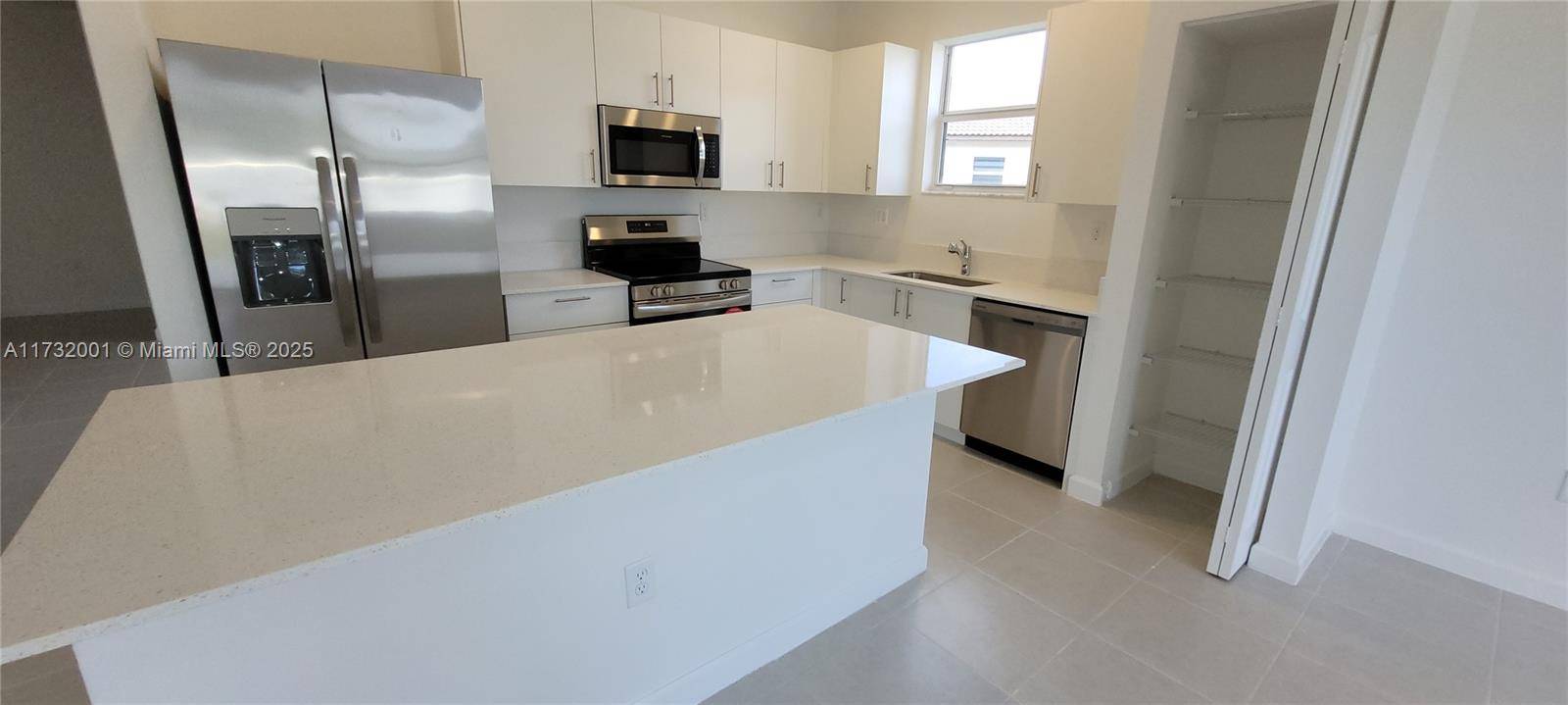 Homestead, FL 33034,2355 SE 24 CT #2