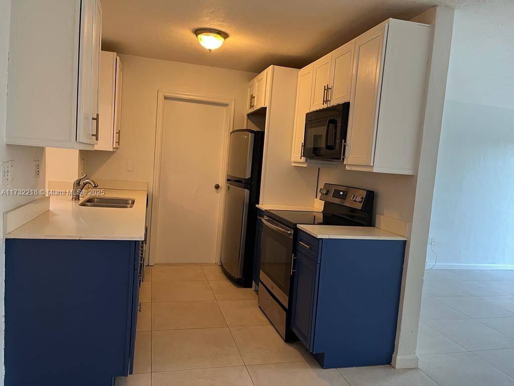 Sunrise, FL 33322,8680 NW 29